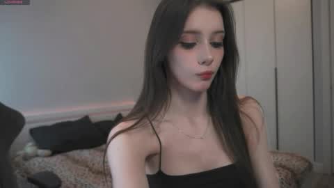 Ariel online show from 04.14.26