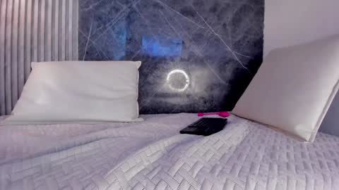 Ariel  online show from 01.24.25