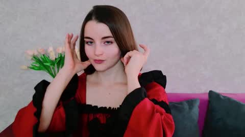 arielstonks_lovee online show from 11.11.25