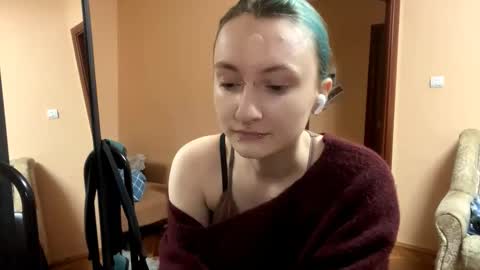 Snapshot of arieluthe chatting on 11.07.25 I am Anny ntmu Lets hit 10 Thumbs Up together online show from 11.07.25