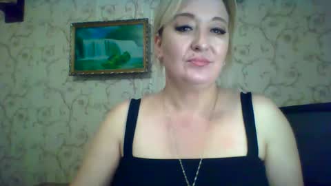 Snapshot of arielxloveresss chatting on 09.16.25 ArielXLoveresss online show from 09.16.25