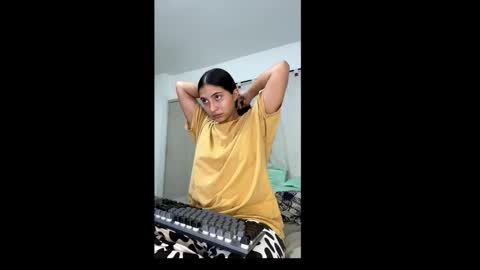 aries_plays online show from 12.16.25