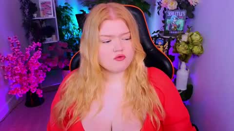 Snapshot of ariettaheart chatting on 05.08.26 Adele online show from 05.08.26