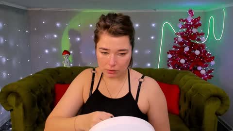 Ari online show from 12.12.24