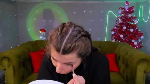 Ari online show from 12.14.24