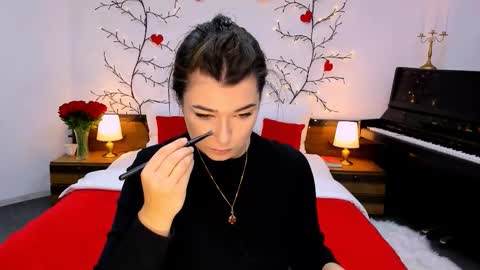 Ari online show from 09.23.25