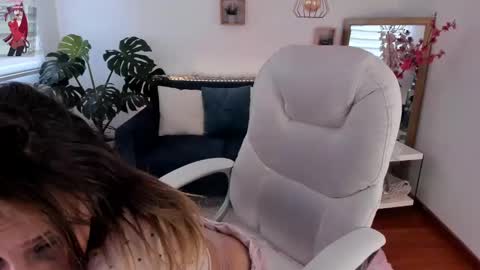 Ari  online show from 02.26.25