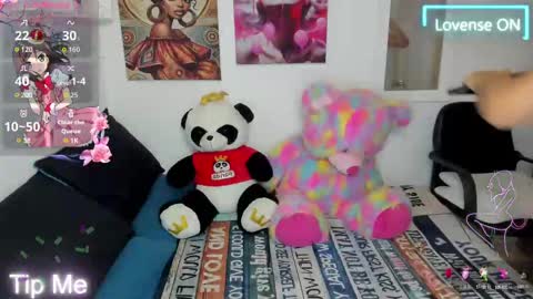 Ariana Forero ---- independet model online show from 09.22.25