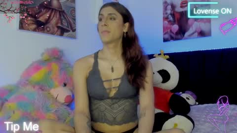 Ariana Forero ---- independet model online show from 05.13.26