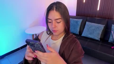  Arianna  online show from 12.14.25