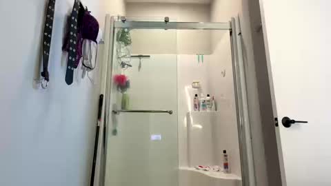 airskiii online show from 10.18.25