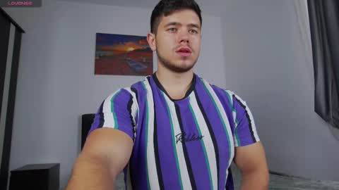 Snapshot of arilass chatting on 11.04.25 A n g e l f r o m H e l l online show from 11.04.25