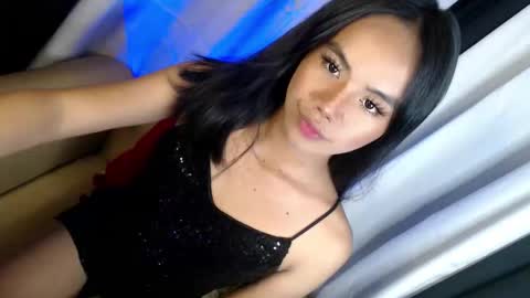 hi follow me its ARI  online show from 11.21.25