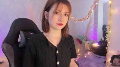 Snapshot of arimonoban chatting on 02.12.26 Ariel online show from 02.12.26