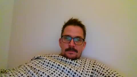 ariparikrigsmann online show from 12.24.24