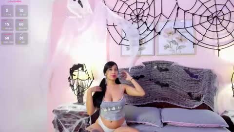 Ari  online show from 10.04.25