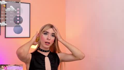 Snapshot of arivega chatting on 12.10.24 Nice to meet you thumb up me please its important I LOOK MY BIO DOWN online show from 12.10.24