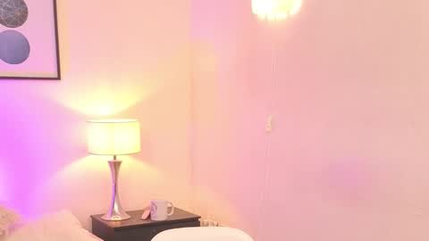 Snapshot of arivega chatting on 02.26.26 Nice to meet you thumb up me please its important I LOOK MY BIO DOWN online show from 02.26.26