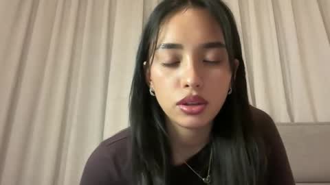 Lily online show from 11.25.25