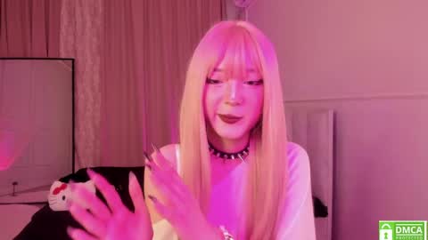 Snapshot of ariya_star chatting on 04.22.26 Ariya online show from 04.22.26