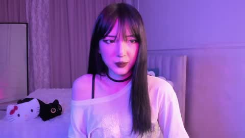Snapshot of ariya_star chatting on 04.26.26 Ariya online show from 04.26.26