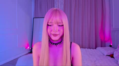 Snapshot of ariya_star chatting on 05.12.26 Ariya online show from 05.12.26