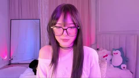 Snapshot of ariya_star chatting on 05.14.26 Ariya online show from 05.14.26