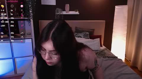 Astrid online show from 09.11.25