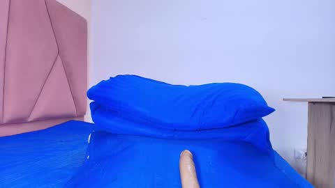 Arleth  online show from 02.22.25