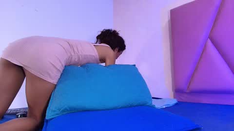 Arleth  online show from 09.26.25