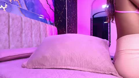 Arleth  online show from 04.16.26