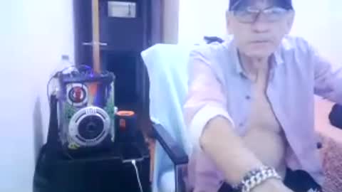 Snapshot of armaduradeacero chatting on 07.13.26 armaduradeacero online show from 07.13.26