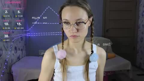 armurra online show from 10.23.25