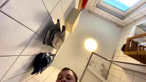 Snapshot of armyskater32 chatting on 09.25.25 armyskater32 online show from 09.25.25