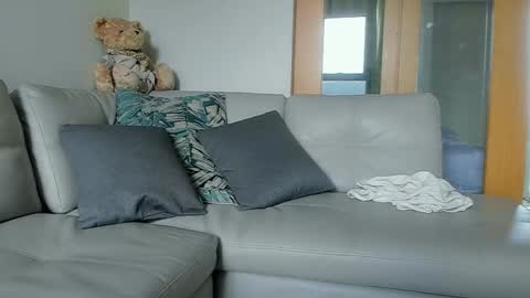 Snapshot of arni_strong chatting on 12.22.24 ARNI STRONG online show from 12.22.24