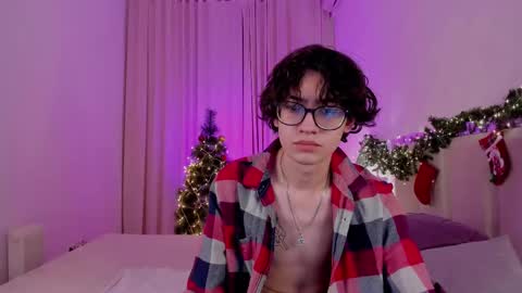 Snapshot of arnolddonaldson chatting on 12.25.24 Arnold online show from 12.25.24