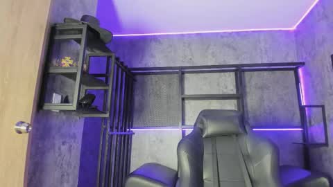 Arohom Lester online show from 01.07.26