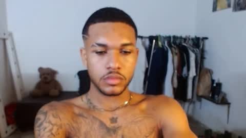 Snapshot of aron_7 chatting on 01.20.25 aron_7 online show from 01.20.25