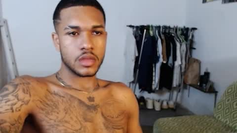 Snapshot of aron_7 chatting on 01.24.25 aron_7 online show from 01.24.25