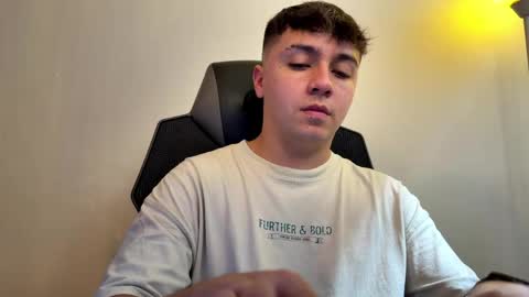Snapshot of aron__cooper chatting on 05.01.26 aron__cooper online show from 05.01.26