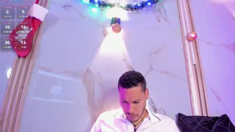 aron and molly online show from 12.22.25