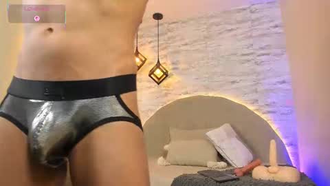 ARON BOLT online show from 03.10.26