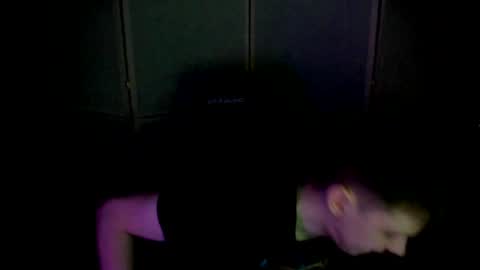 Snapshot of aron_neall chatting on 01.15.25 biggest penis online show from 01.15.25