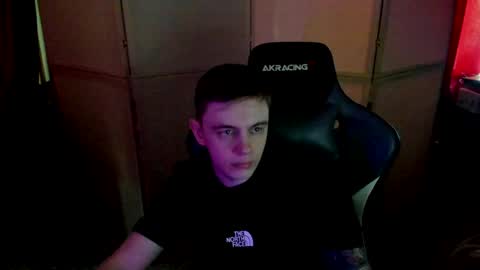Snapshot of aron_neall chatting on 01.18.25 biggest penis online show from 01.18.25