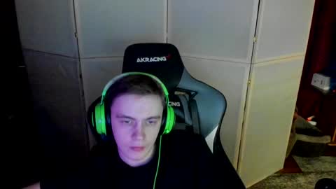 Snapshot of aron_neall chatting on 01.26.25 biggest penis online show from 01.26.25