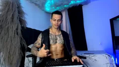 Snapshot of arondark chatting on 07.19.26 DarkMaster online show from 07.19.26