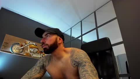 AronGrant online show from 02.04.25