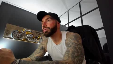 AronGrant online show from 02.12.25