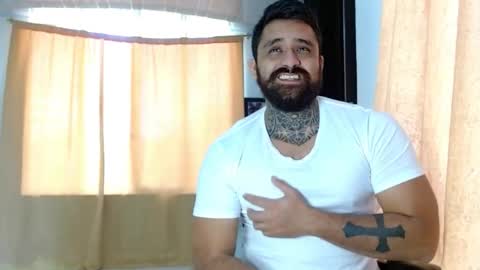 Snapshot of aronmiller404 chatting on 01.18.26 aronmiller online show from 01.18.26