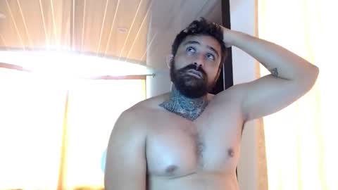 Snapshot of aronmiller404 chatting on 02.02.26 aronmiller online show from 02.02.26